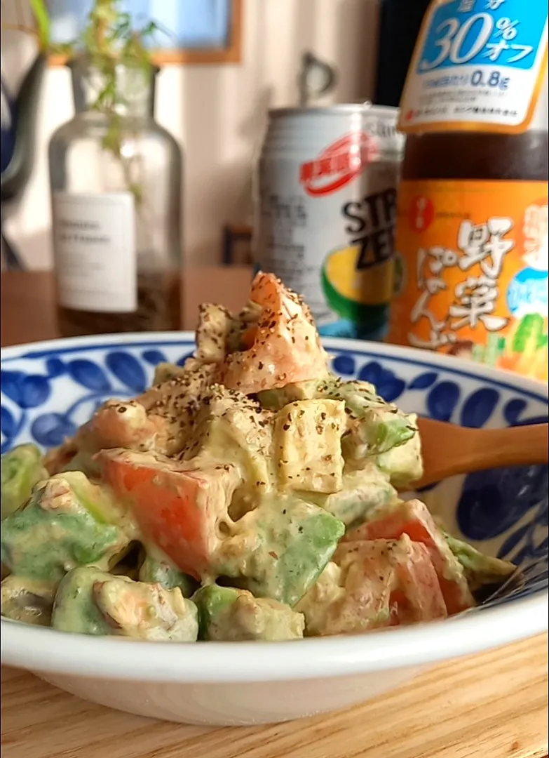 ｸﾘﾁｱﾎﾞｶﾄﾞおかかﾎﾟﾝ酢和え|まりおさん