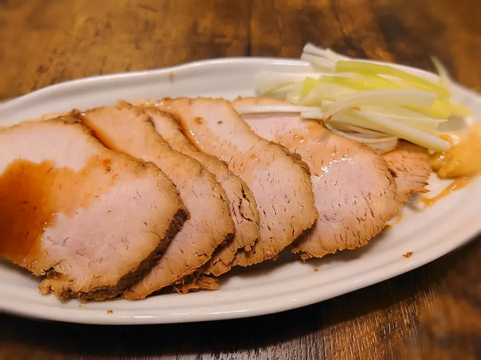 なにやの焼豚|伊藤央さん