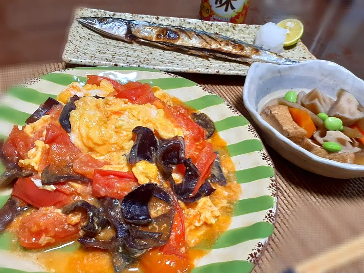 トマトと卵の中華炒め🍅
根菜の煮物
焼き秋刀魚|びせんさん