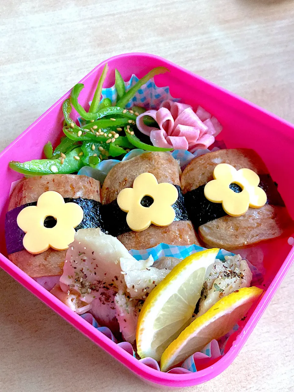 スパムおにぎり弁当🌸|matumotommさん