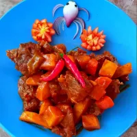 pork caldereta with a twist of honey glazed|Lenuhj Hueraさん