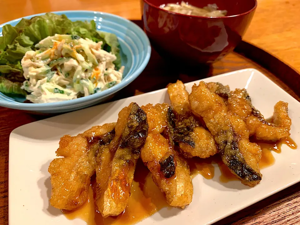 揚げ鯖の照り焼き、チキンマヨタバスコ和え、湯葉と舞茸のお吸い物|いちごさん