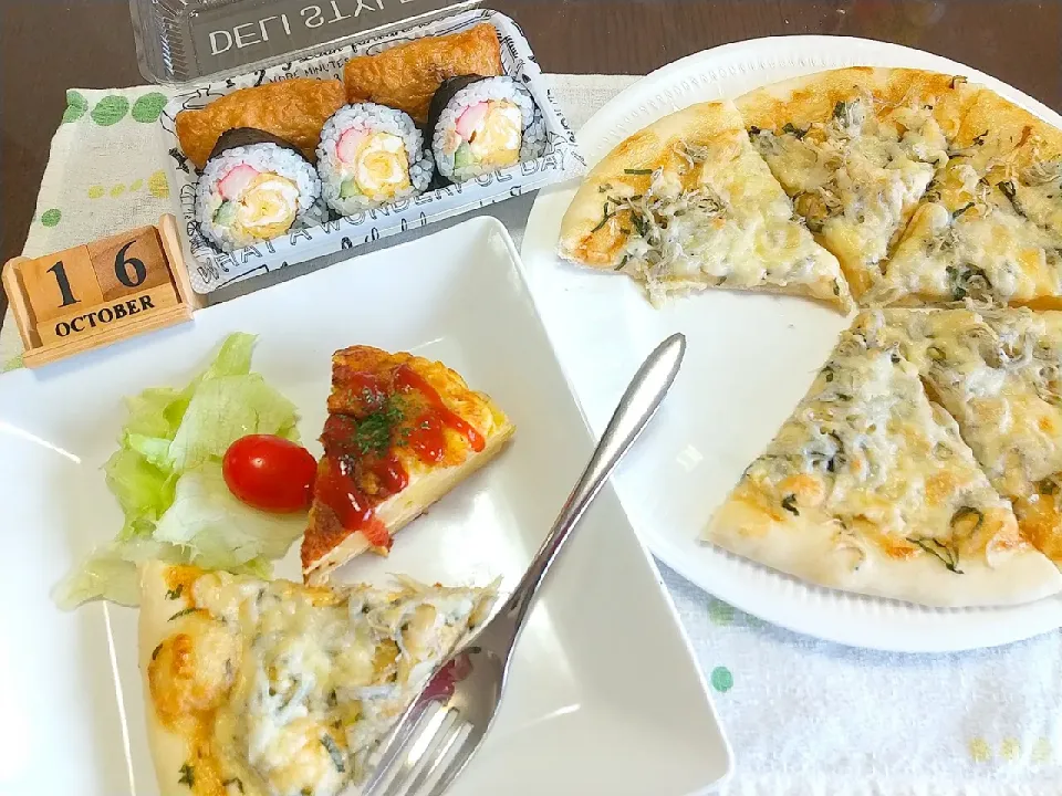 🍱今日の息子弁当(お兄ちゃん)
                 &🍕しらすと大葉とねぎのピザ|tomoさん