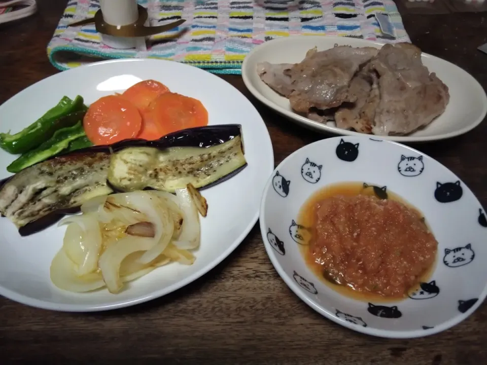 昼間、作った甘口の焼き肉のたれで食べました🤗|にんにくと唐辛子が特に好き❤️(元シャリマー)さん