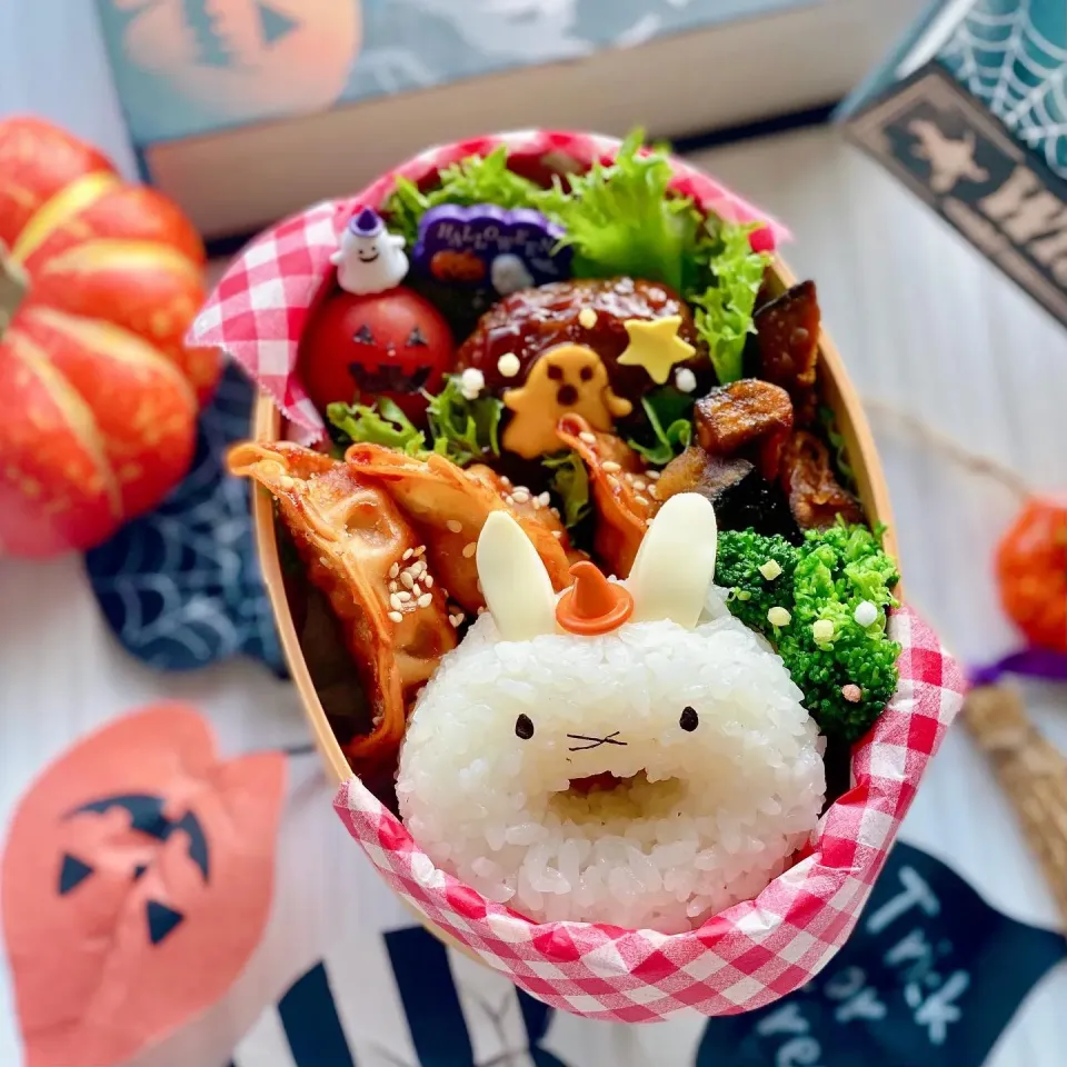 ハロウィン風おにぎリング弁当🍱|mikaさん