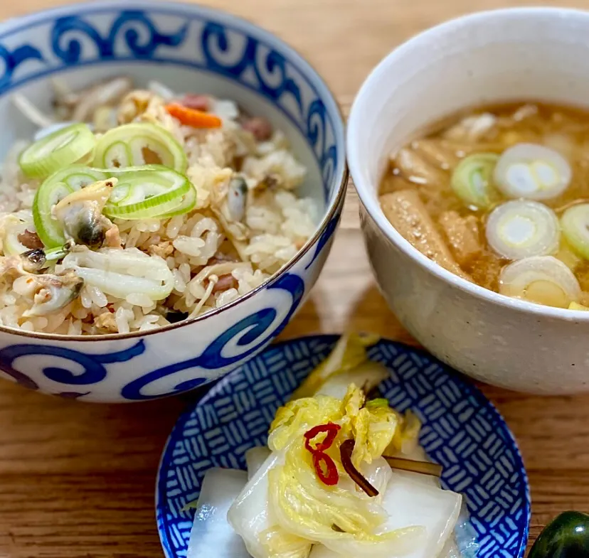 昨夜の炊き込みご飯&筑前煮de朝ごはん|ばくあんしゃさん