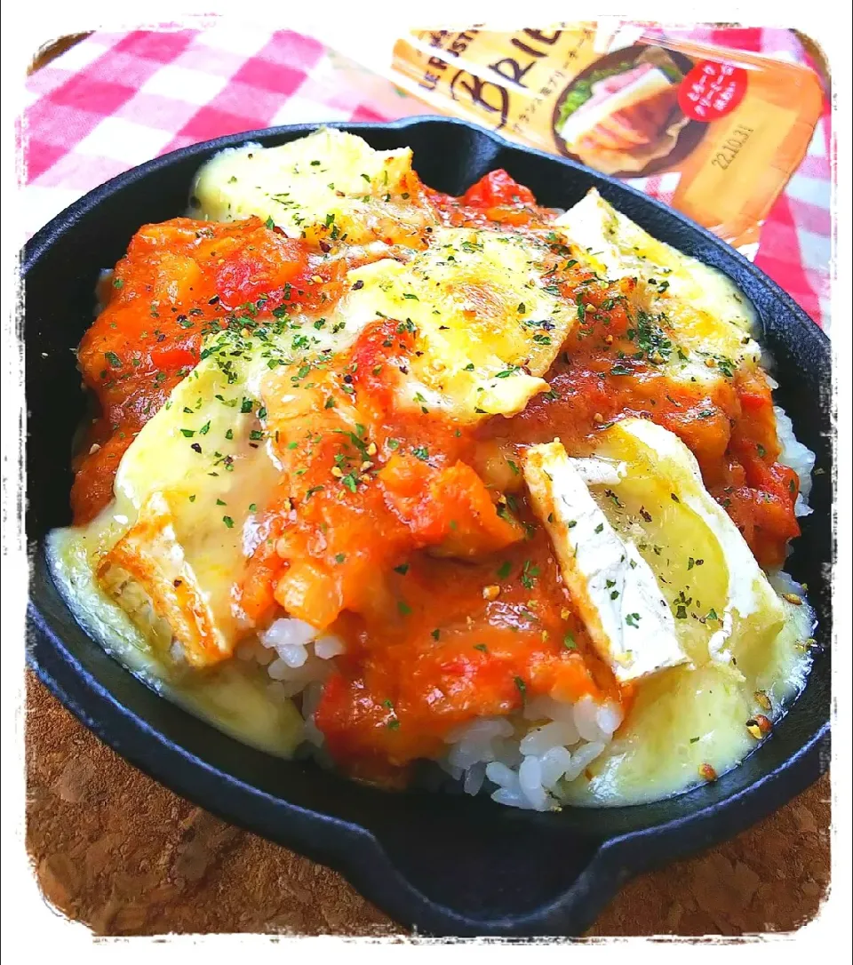 残りもんバターチキンカレーde
とろ～りブリーの焼きカレー|ひとみんΨ(*´∀｀)Ψさん