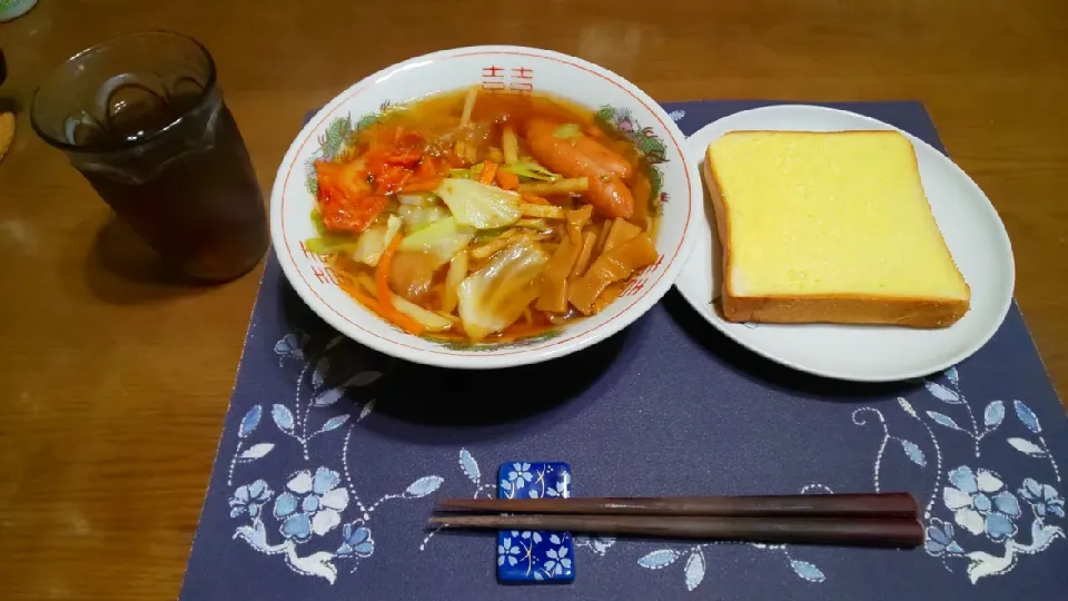 特製ラーメン(昼飯)|enarinさん