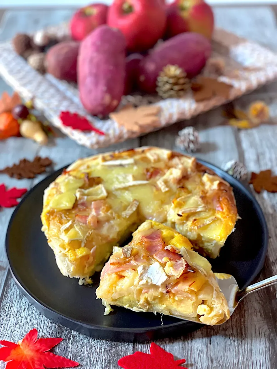 さつまいもと🍠りんご🍎のル・ルスティックブリーチーズキッシュ🧀|いっちゃんさん