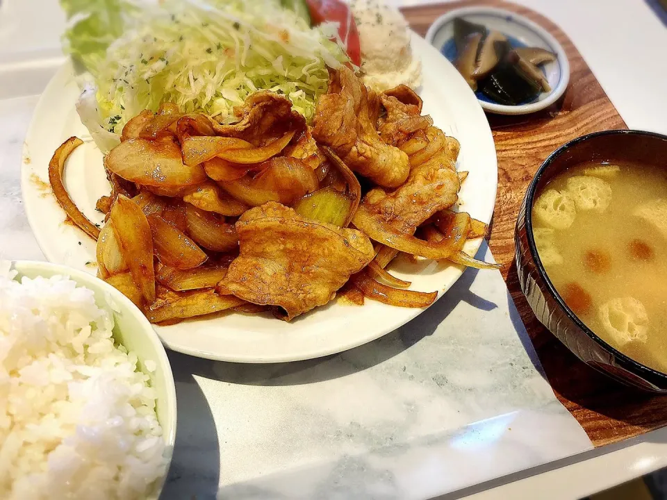 十和田バラ焼き定食 ¥880|Blue Moon Caféさん