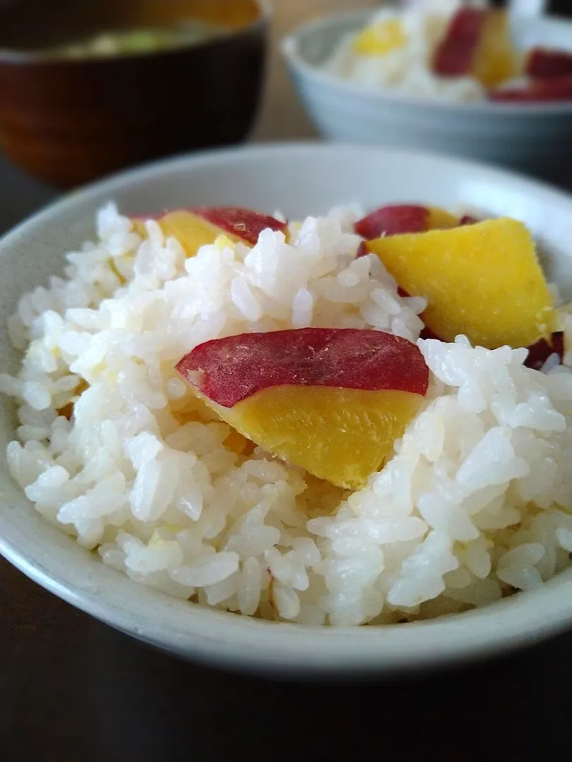 Snapdishの料理写真:さつまいもご飯|とだともさん