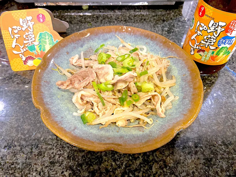 Snapdishの料理写真:豚もやしポン酢(ホットクック使用)|ありかさん