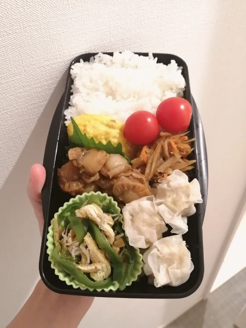 Snapdishの料理写真:ホタテの佃煮弁当|きゅーさん