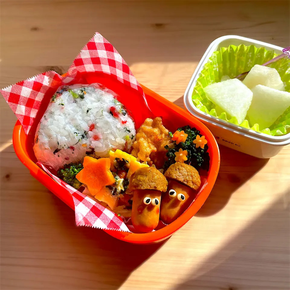 抹茶クッキーさんの料理 ＊どんぐりちゃん🌰＊ちびたんとべびたんの幼稚園お弁当＊|ふうりんさん