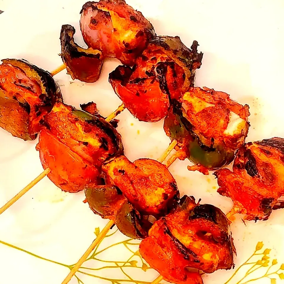 Snapdishの料理写真:paneer tikka|Shabana Praweenさん