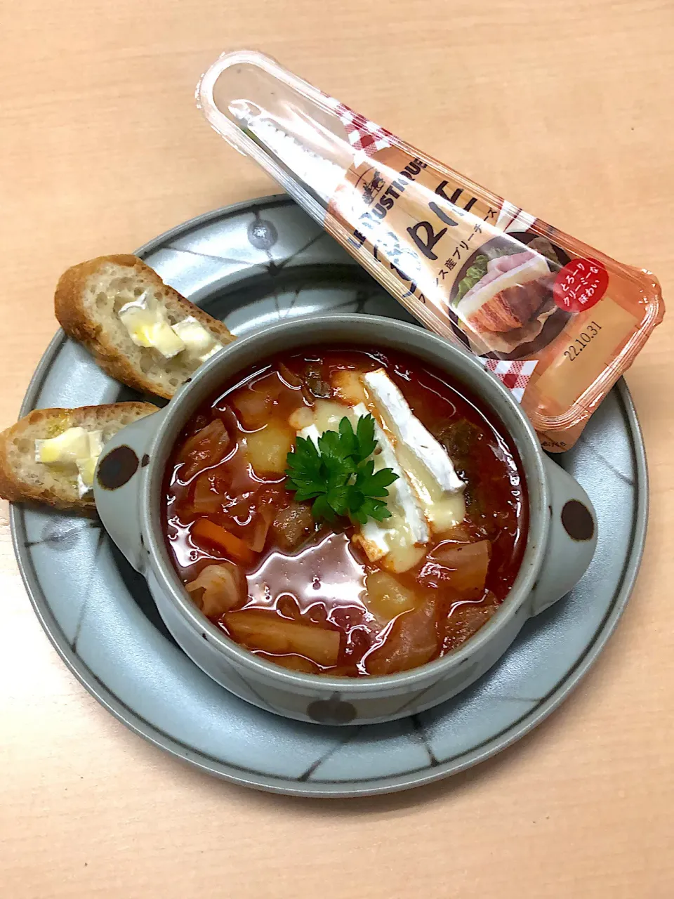 Snapdishの料理写真:＃ボルシチにル.ルスティックブリー|cookinghelperさん