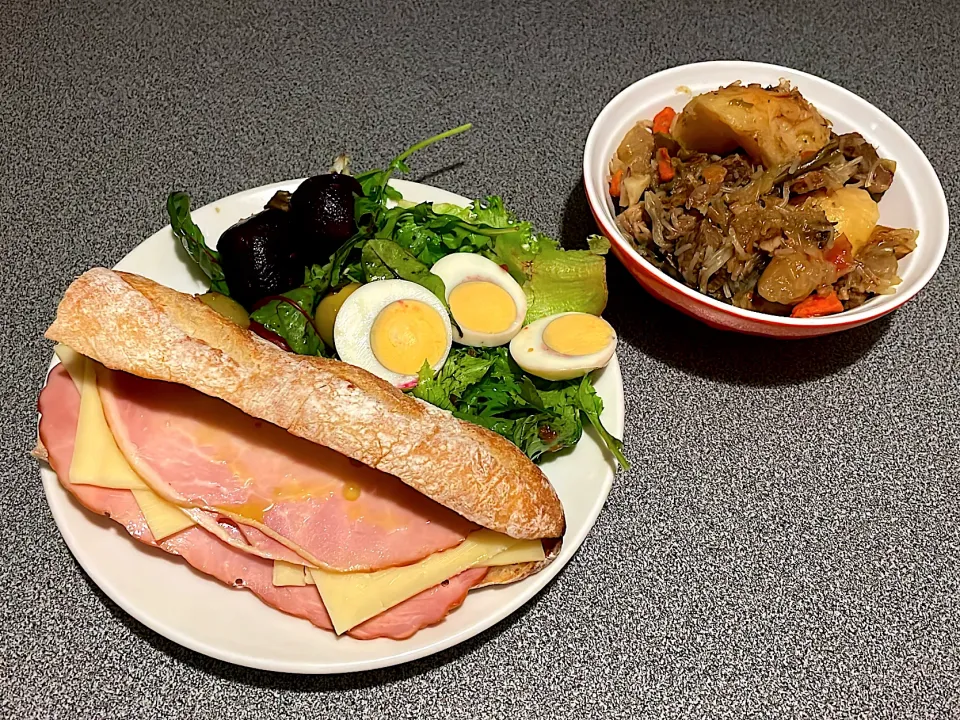 Le Jambon-Fromage. Bhutanese Beef with Radish and Mushroom Stew. Four Seasons Green Salad|270w178bさん