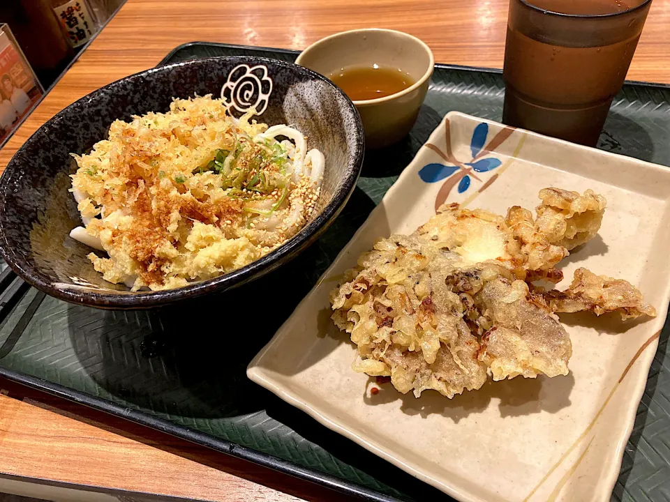 Snapdishの料理写真:舞茸天　おろし醤油うどん|はっちぃさん