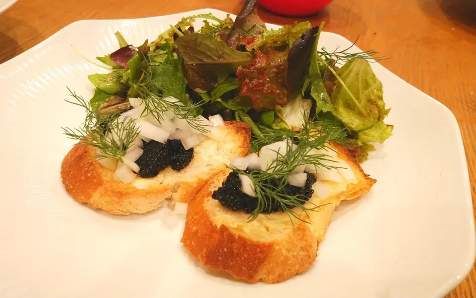 Snapdishの料理写真:Bruschetta al Caviale
キャビアのブルスケッタ|Masahiko Aasanoさん