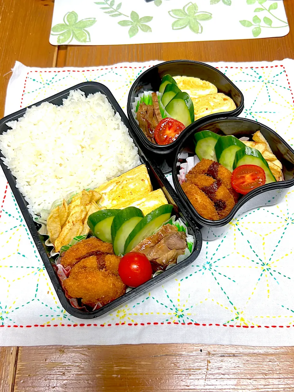 Snapdishの料理写真:10月24日月曜日コロッケ弁当|アッキーさん