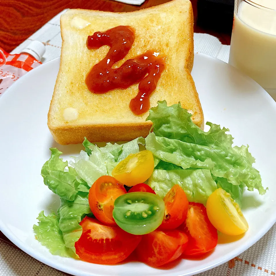 厚切り食パン🍞|akkoさん