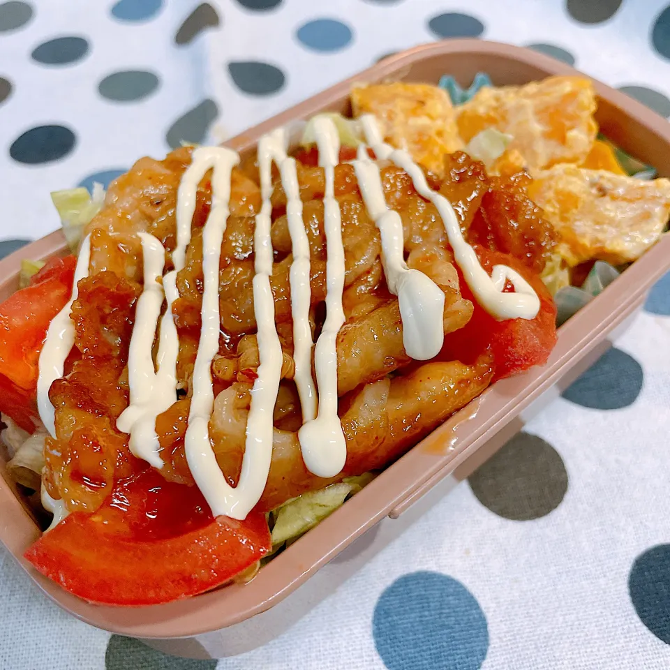 サラダ豚丼♡かぼちゃサラダ♡|まゆかさん