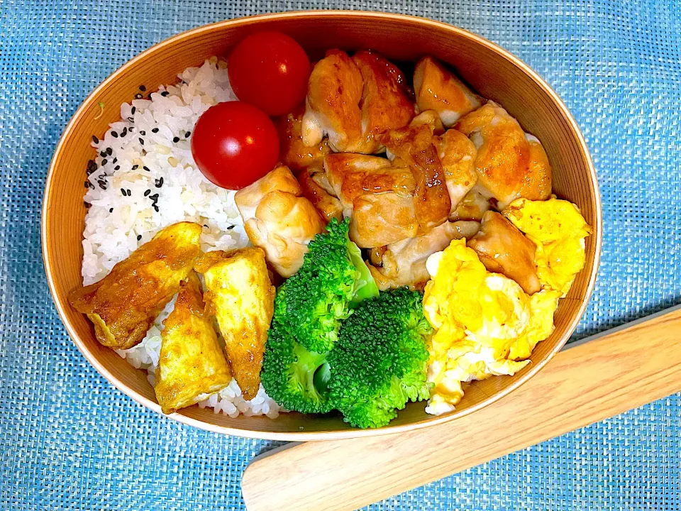 鶏の照り焼き弁当　カレーちくわ|ジャイママさん