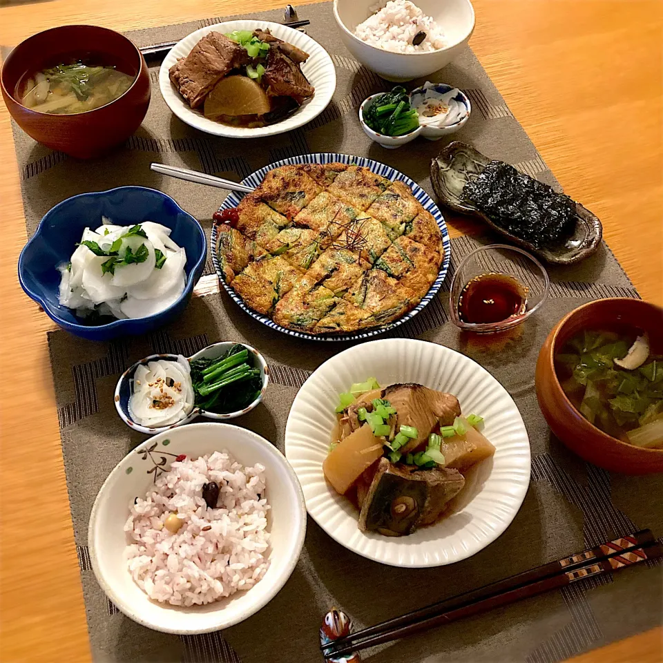 Snapdishの料理写真:ぶり大根の晩ごはん|むぎこさん