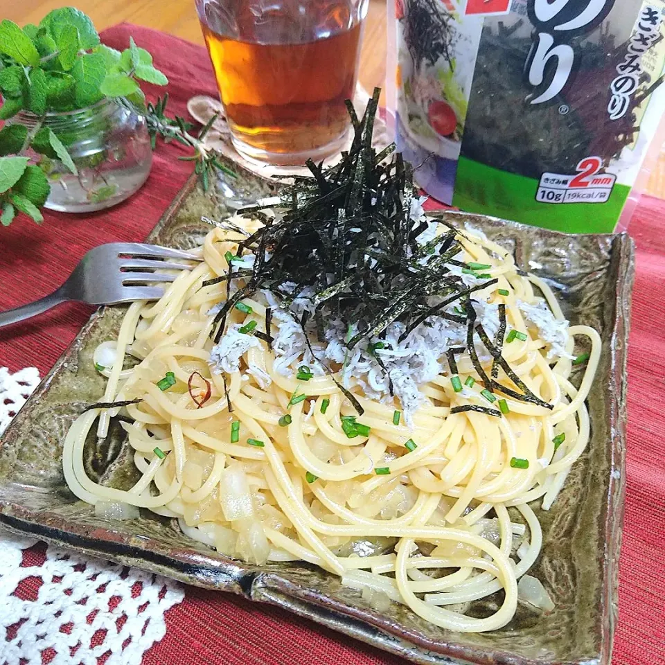 しらすペペロンチーノ♡サラのりファッサァ〜♡|とまと🍅さん