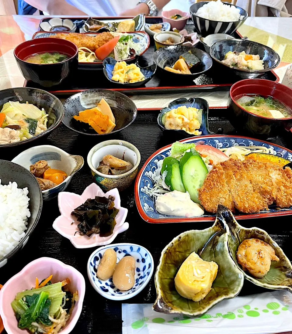 和食屋🍚　土の子そんの一汁三菜ご飯💮|Toru Satoさん