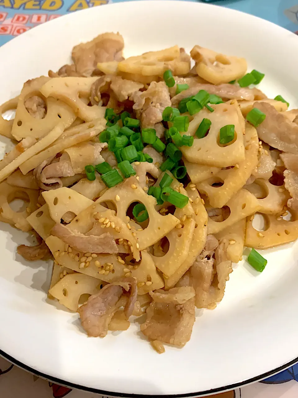 れんこんと豚肉の炒め物|ぺろたんさん