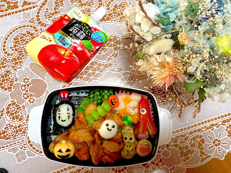 Snapdishの料理写真:2022.10.27はハロウィンのタンドリーチキン弁当⭐️|makoさん