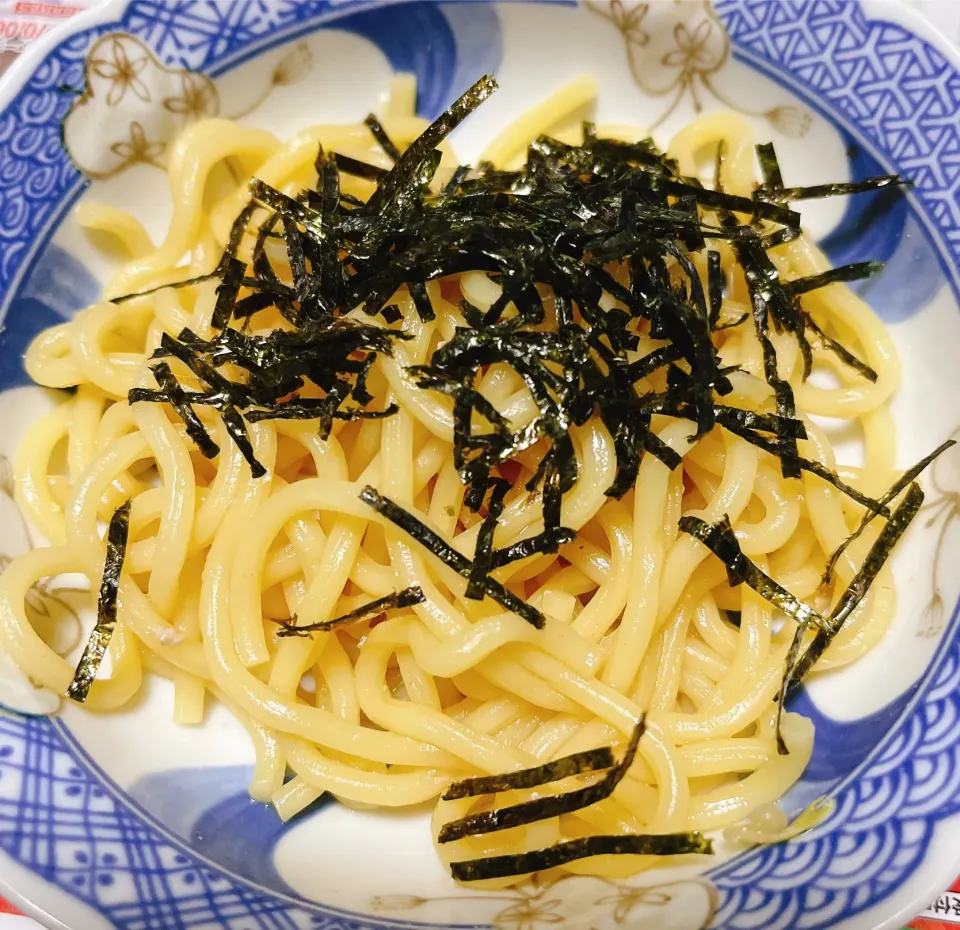 寄せ鍋の〆の麺にも|ながまつさん