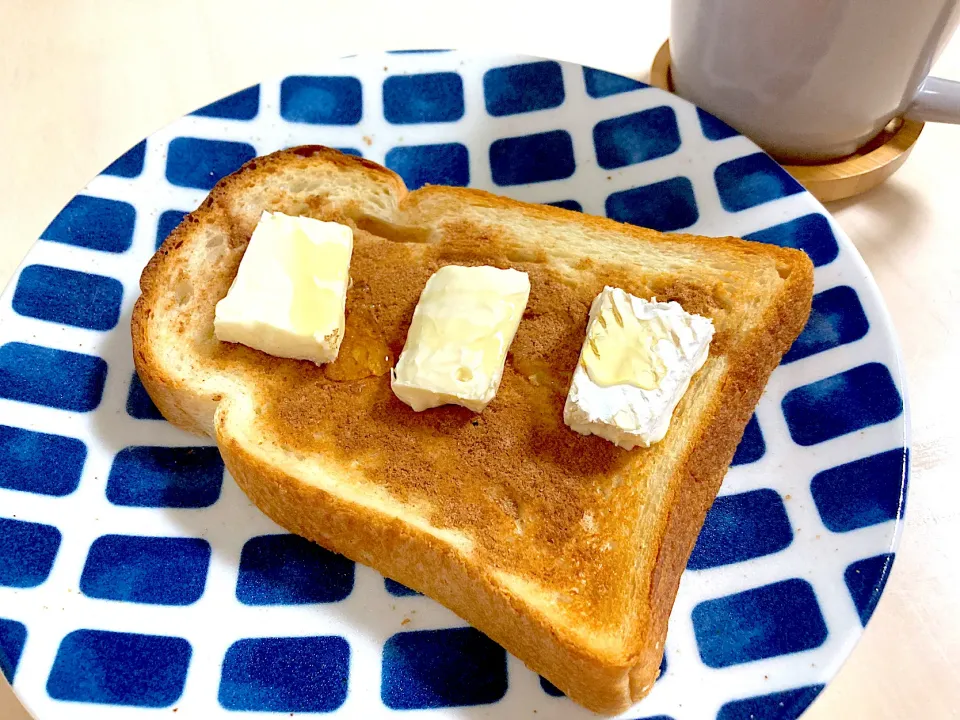 シナモンシュガー、ブリーチーズ、ハニー🍯|pepiさん