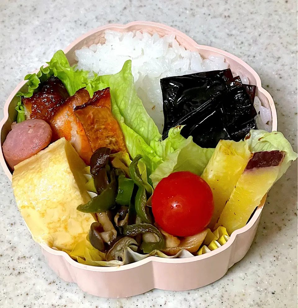 Snapdishの料理写真:照り焼きチキン弁当|besさん