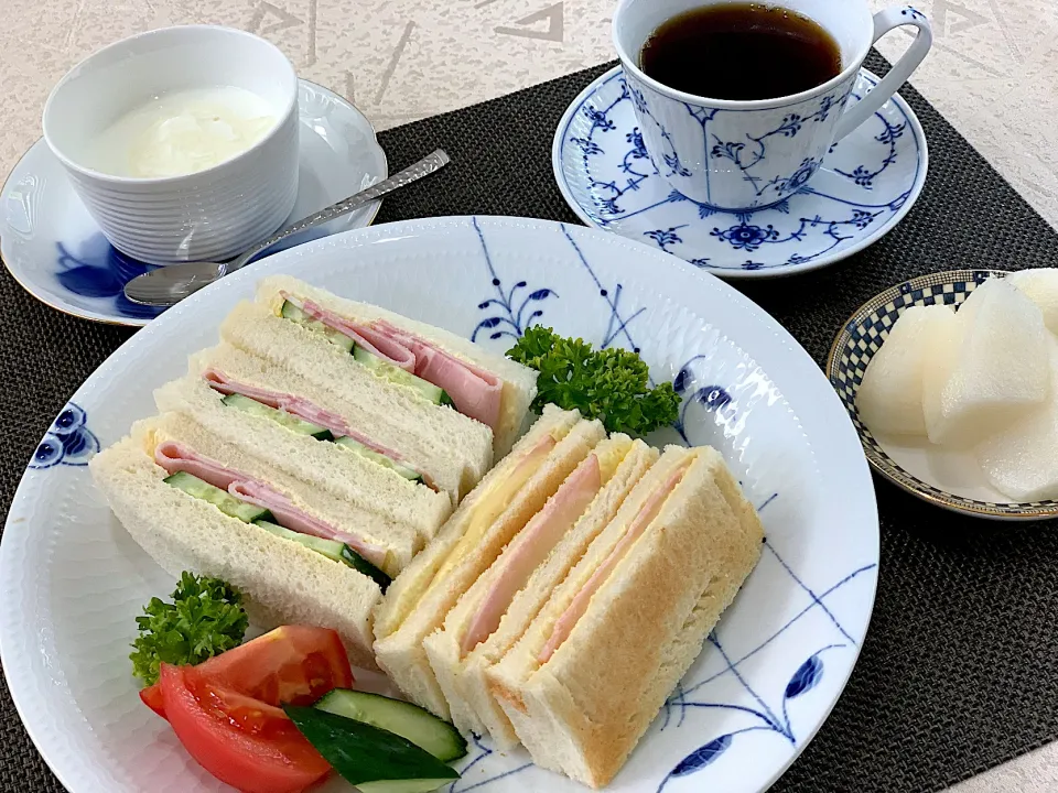 Snapdishの料理写真:先日の朝ごパン🥪☕️|ｋｚｓｙｋさん