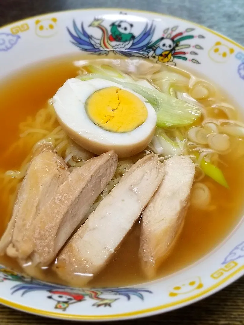 Snapdishの料理写真:パパ作👨シンプルな醤油ラーメン|ぱんだのままんさん