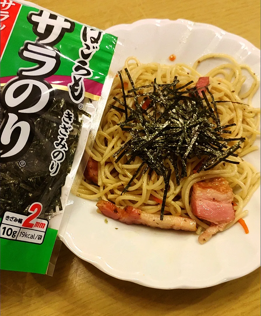 Snapdishの料理写真:☆きのことベーコンの和風ペペロンチーノ☆|ミッキーさん