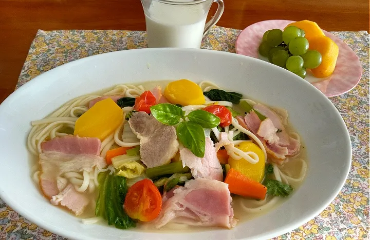 野菜スープうどん！
(パスタがなかったので💦)|よもむぎさん