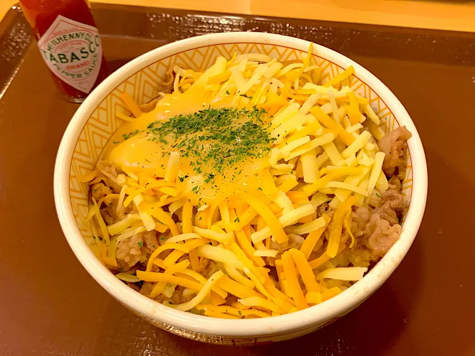 3種のチーズ牛丼|プリンさん