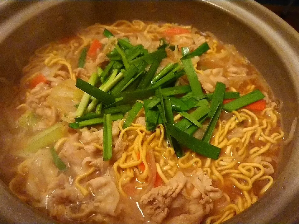 簡単煮込み味噌ラーメン|y.,yuukiさん