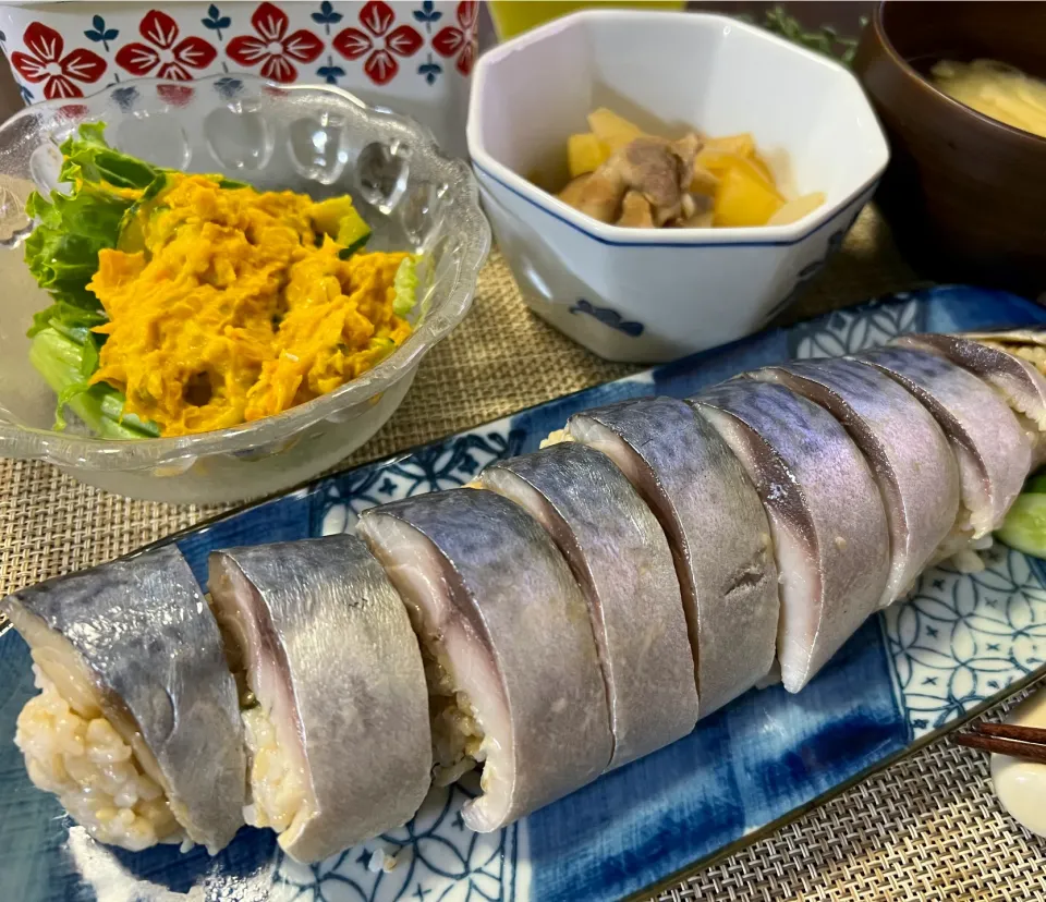 Snapdishの料理写真:簡単鯖寿司😋いつかの晩御飯|noeさん