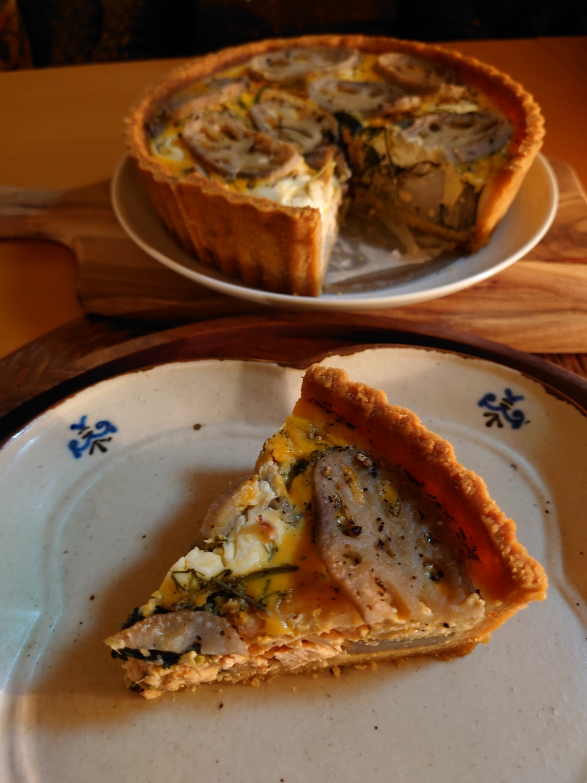 蓮根と鮭のキッシュ