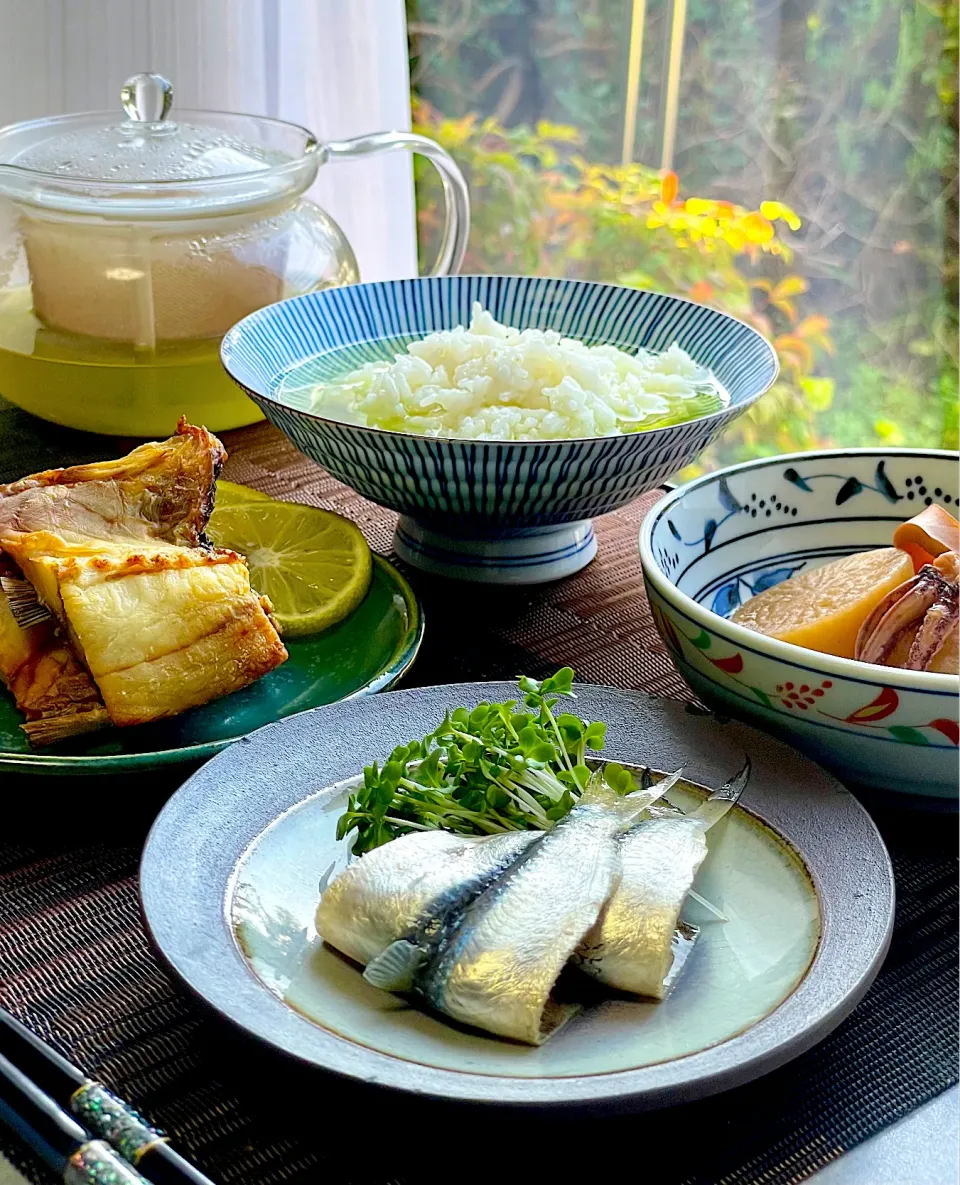 Snapdishの料理写真:休日の朝ごはん✨✨✨ママカリ漬けのある風景✨✨✨😉|イチロッタさん