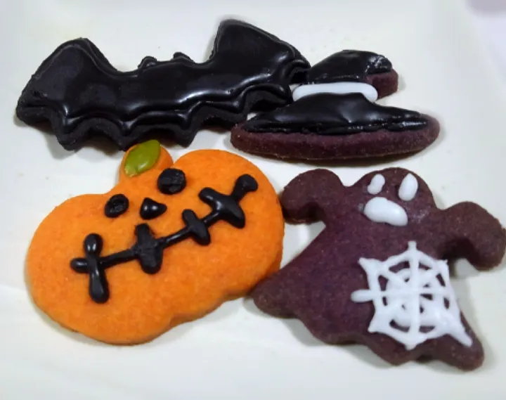 姪っ子作。ハロウィンクッキー🍪|くまちゃんさん