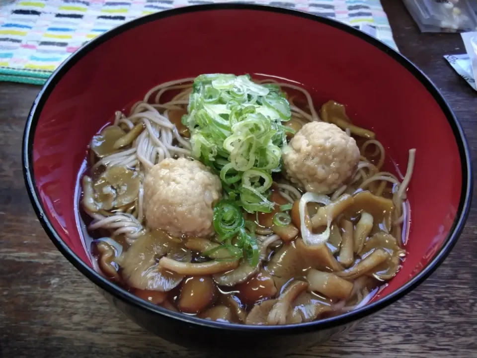 大粒なめこと肉団子のお蕎麦|にんにくと唐辛子が特に好き❤️(元シャリマー)さん