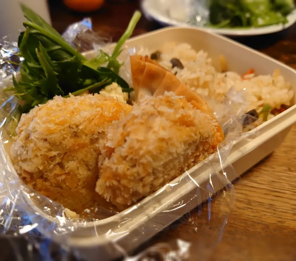 コロッケ・ヒレカツ弁当(^_^)ﾉ|しーPaPaさん