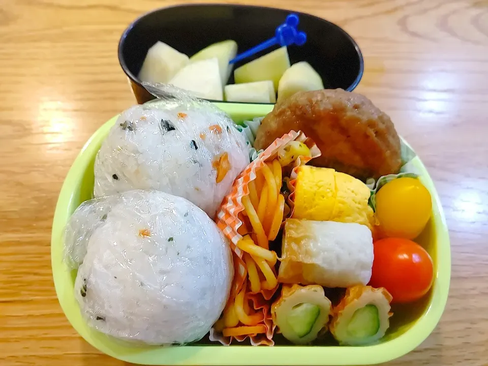 Snapdishの料理写真:小学生低学年弁当|ゆきこさん