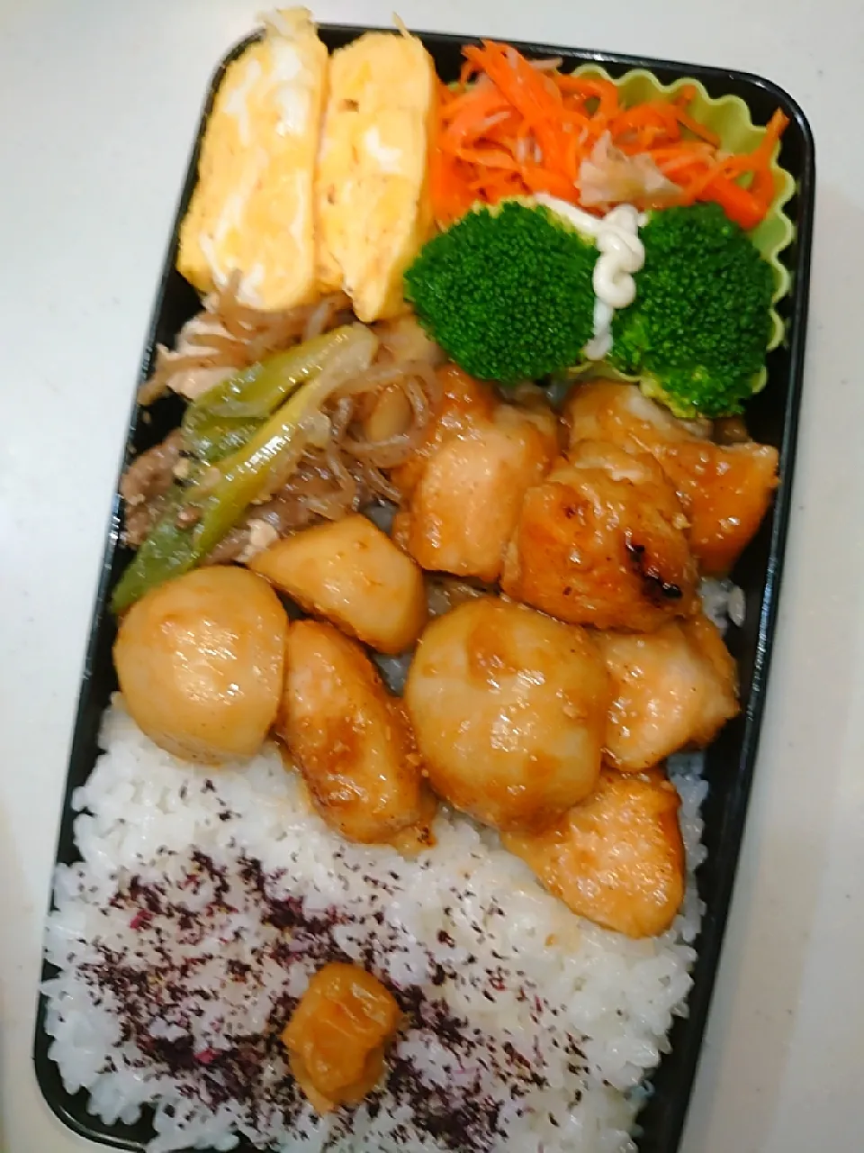 むね肉と里芋煮転がし弁当|to coさん