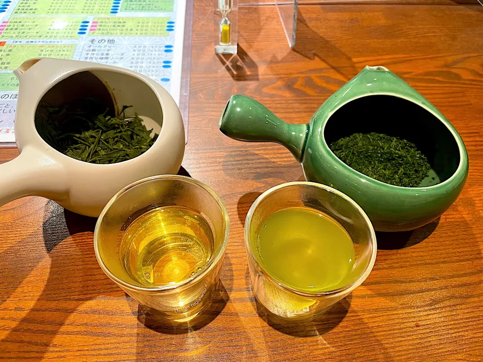 浅蒸し茶（玉川産かのうわせ）、深蒸し茶（さえみどり）|こいちさん